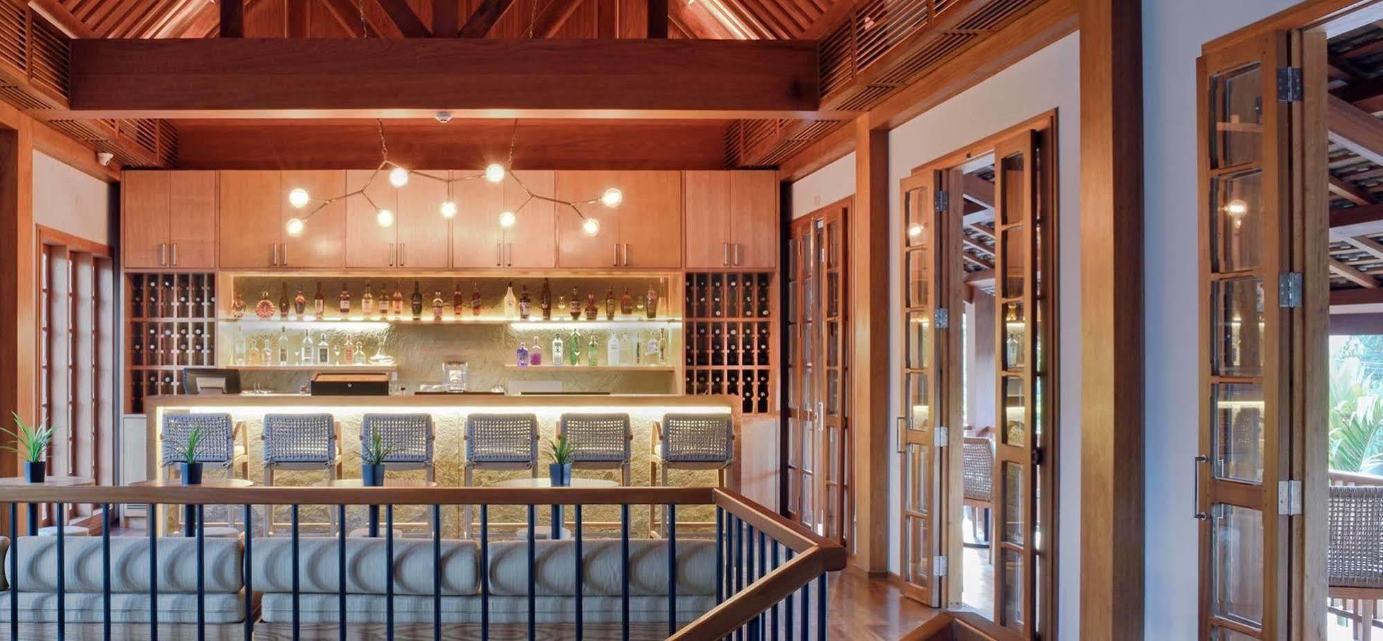 Avani+ Luang Prabang Hotel エクステリア 写真